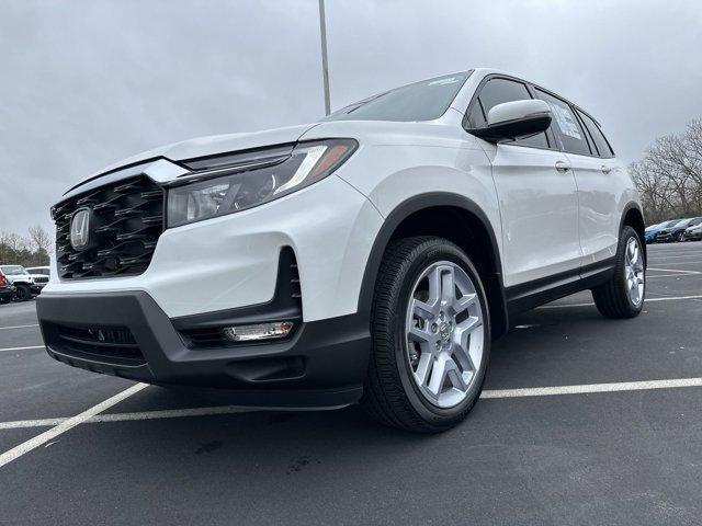 new 2025 Honda Passport car, priced at $42,750