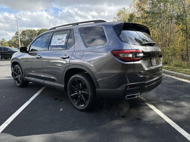 new 2025 Honda Pilot car, priced at $54,975