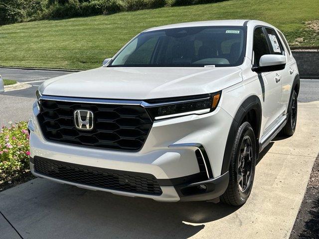 new 2025 Honda Pilot car, priced at $48,800