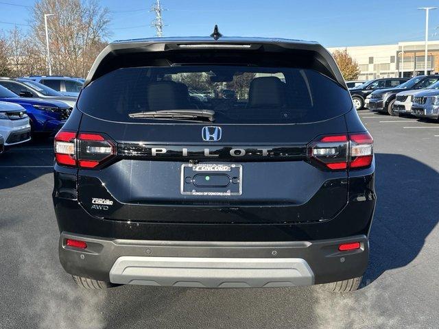 new 2025 Honda Pilot car, priced at $45,995