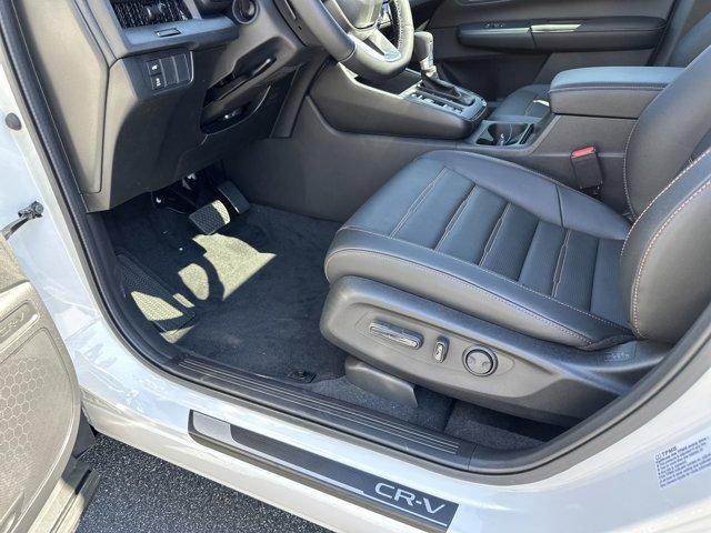 new 2025 Honda CR-V Hybrid car, priced at $38,100