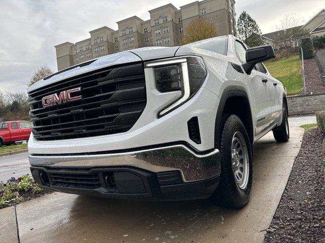 used 2022 GMC Sierra 1500 car, priced at $32,982