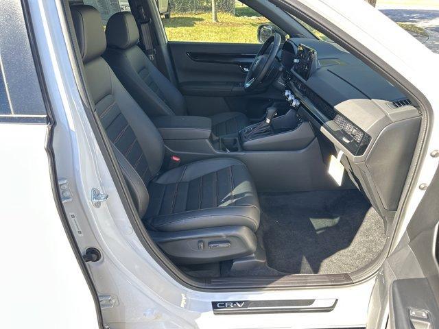 new 2026 Honda CR-V Hybrid car, priced at $42,155