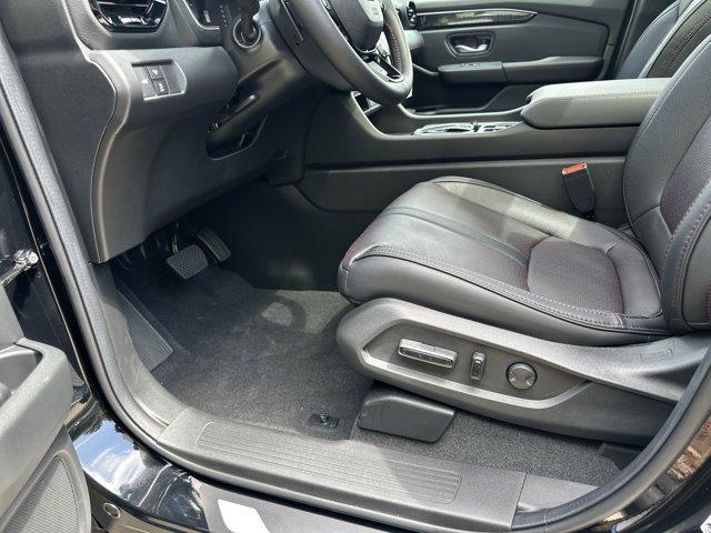 new 2025 Honda Pilot car, priced at $55,030