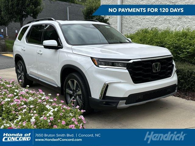 new 2025 Honda Pilot car, priced at $54,030