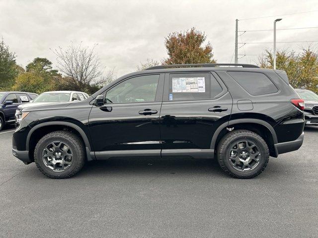 new 2025 Honda Pilot car, priced at $49,795