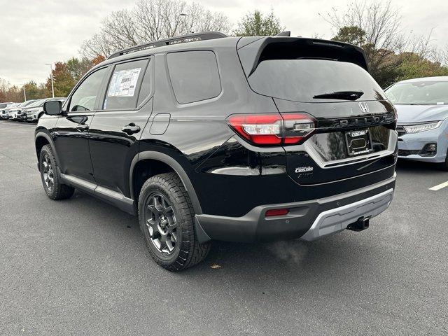 new 2025 Honda Pilot car, priced at $49,795