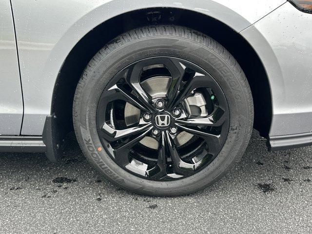 new 2025 Honda Accord car, priced at $30,960