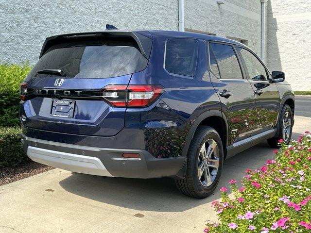 new 2025 Honda Pilot car, priced at $45,695