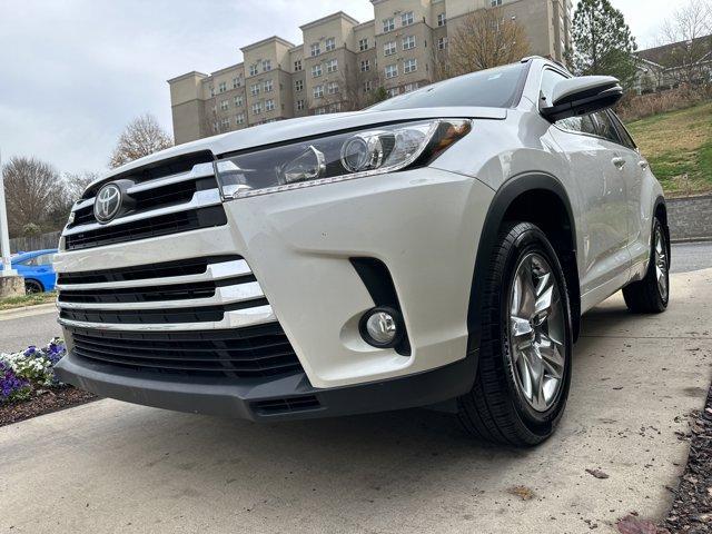 used 2017 Toyota Highlander car, priced at $19,382