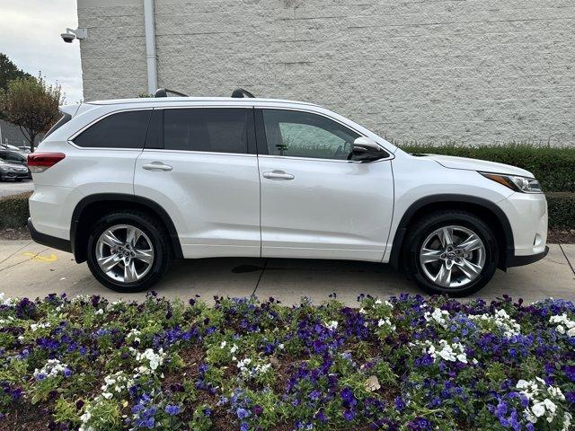 used 2017 Toyota Highlander car, priced at $19,382