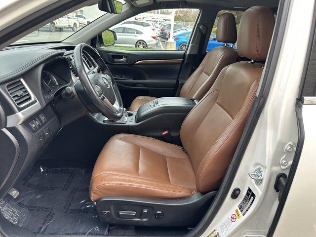 used 2017 Toyota Highlander car, priced at $19,382