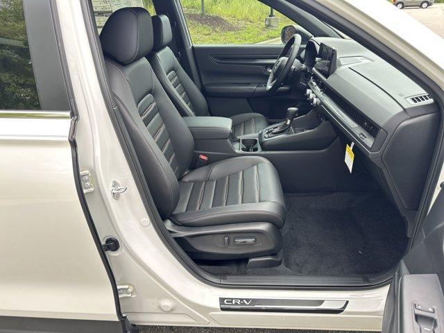 new 2025 Honda CR-V Hybrid car, priced at $39,600