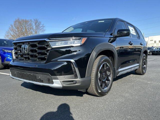 new 2025 Honda Pilot car, priced at $48,745