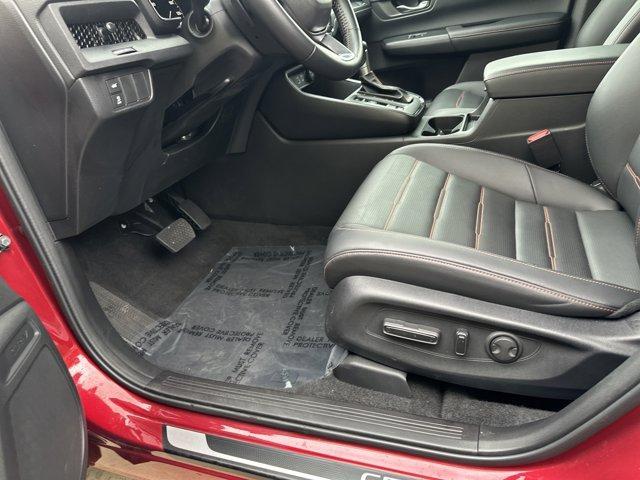 used 2025 Honda CR-V Hybrid car, priced at $37,882