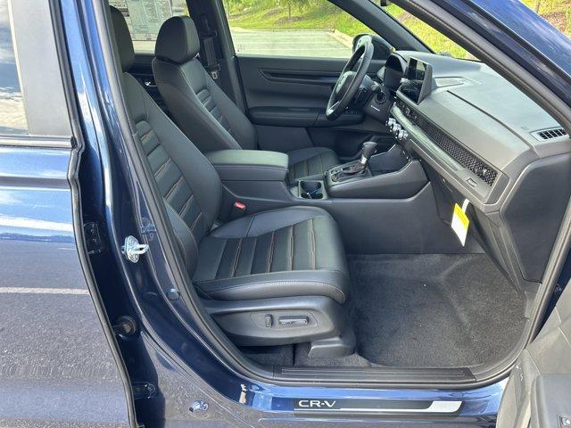 new 2026 Honda CR-V Hybrid car, priced at $39,175