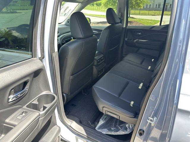 new 2025 Honda Ridgeline car, priced at $44,585