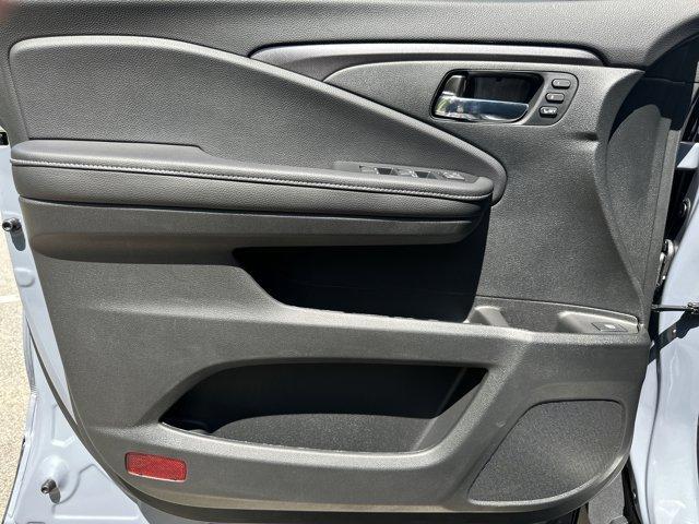 new 2025 Honda Ridgeline car, priced at $44,585