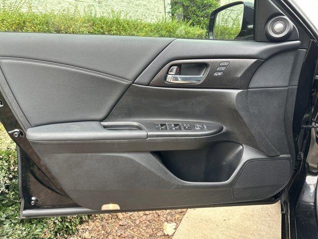 used 2015 Honda Accord Hybrid car, priced at $11,382