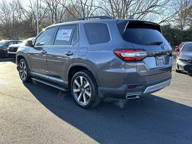 new 2025 Honda Pilot car, priced at $47,950