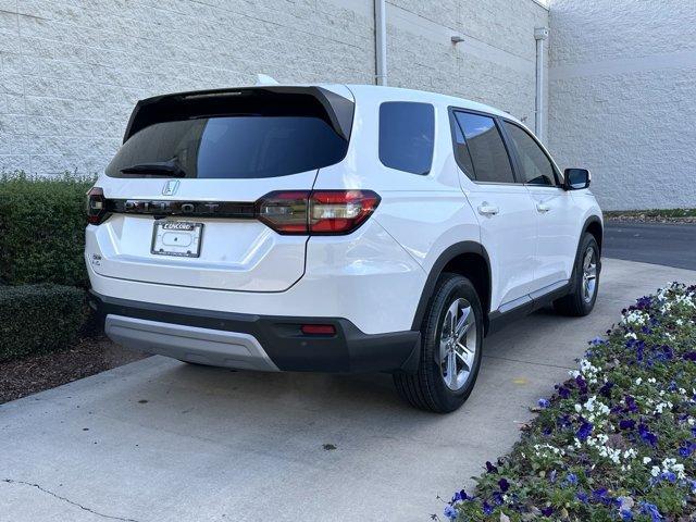 new 2025 Honda Pilot car, priced at $46,450