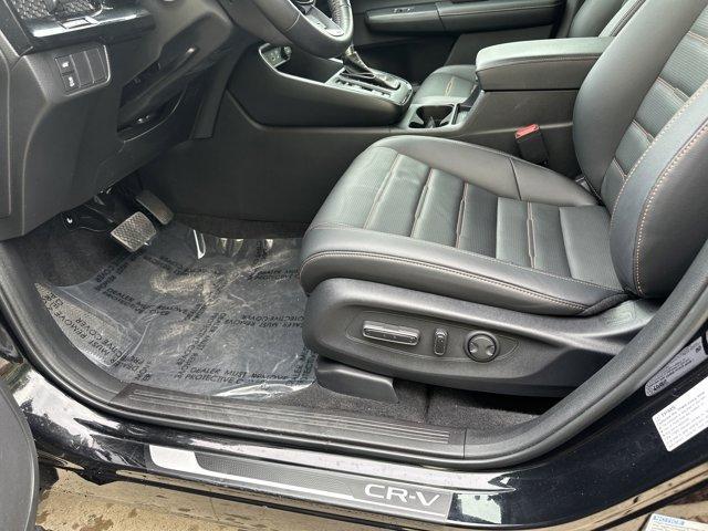 used 2025 Honda CR-V Hybrid car, priced at $39,982