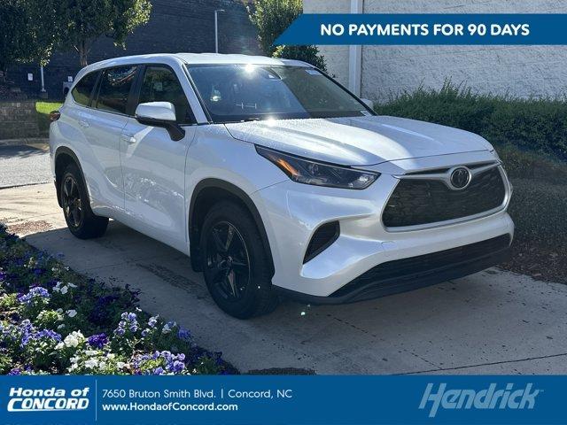 used 2023 Toyota Highlander car, priced at $34,882