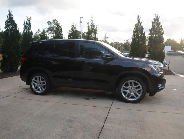 new 2025 Honda Passport car, priced at $42,295