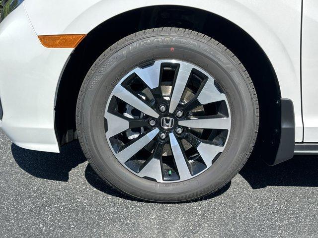 new 2025 Honda Odyssey car, priced at $42,125