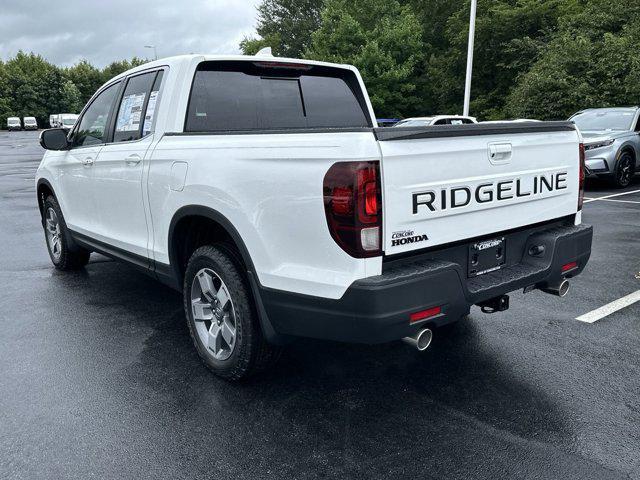 new 2024 Honda Ridgeline car, priced at $43,905