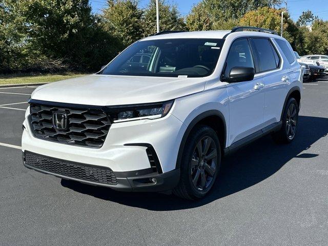 new 2025 Honda Pilot car, priced at $41,650