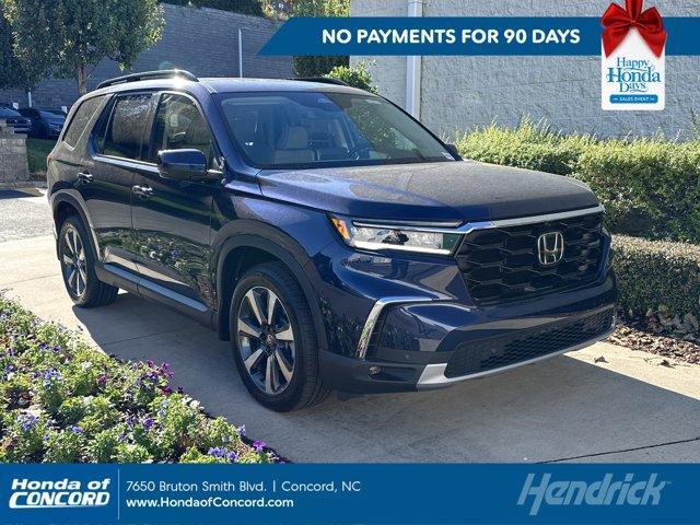 new 2025 Honda Pilot car, priced at $53,575