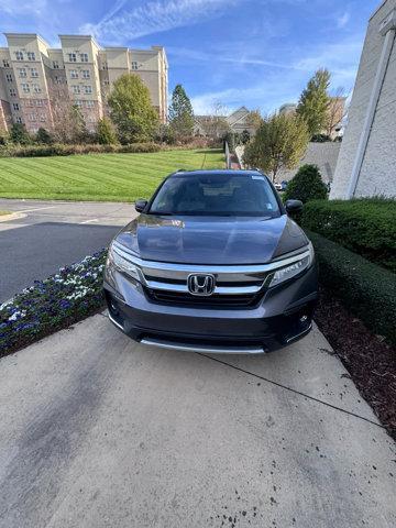 used 2022 Honda Pilot car, priced at $34,989