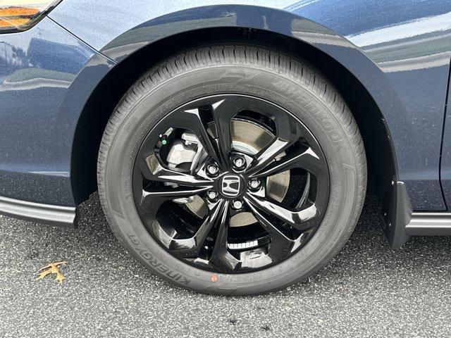 new 2025 Honda Accord car, priced at $31,005