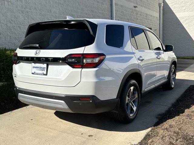 used 2025 Honda Pilot car, priced at $44,689