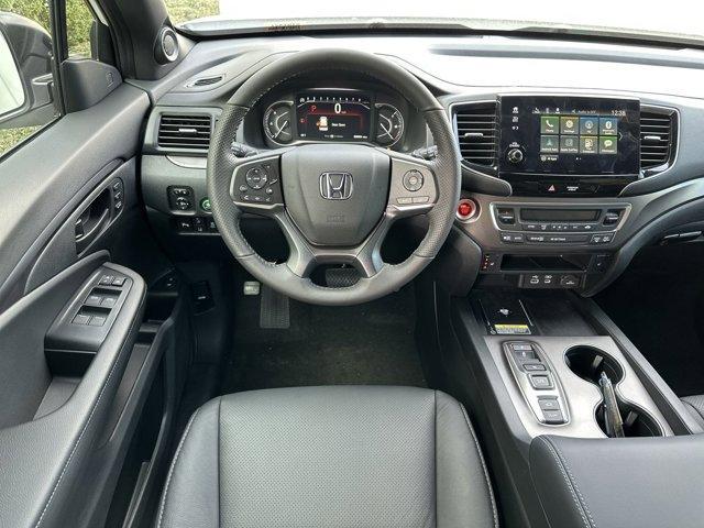 new 2025 Honda Passport car, priced at $42,805