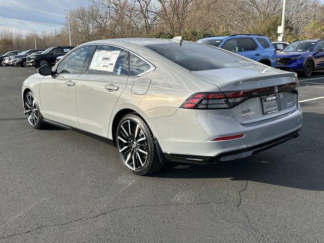 new 2025 Honda Accord Hybrid car, priced at $40,100