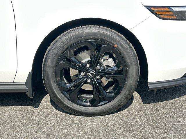 new 2025 Honda Accord car, priced at $31,415