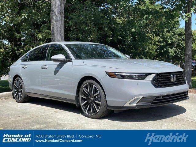 new 2025 Honda Accord Hybrid car, priced at $40,155