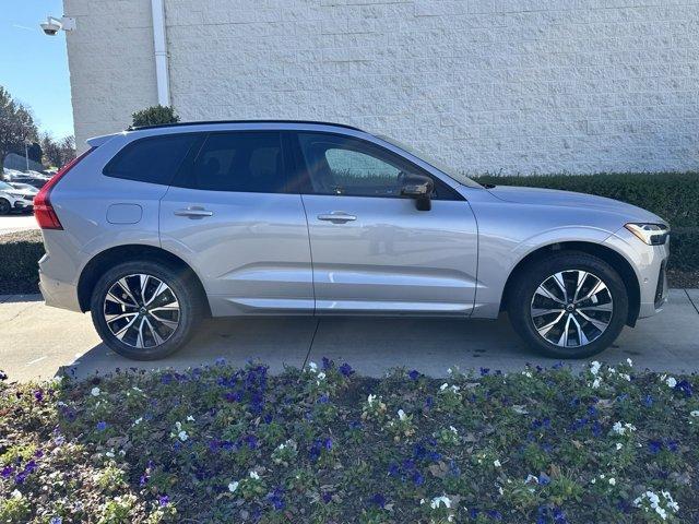 used 2024 Volvo XC60 car, priced at $39,489