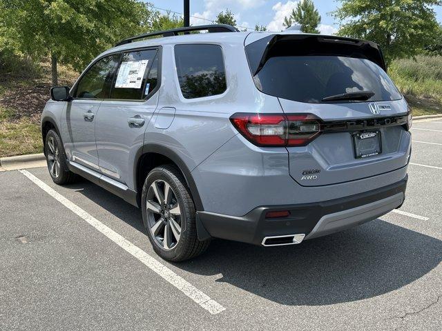 new 2025 Honda Pilot car, priced at $53,985