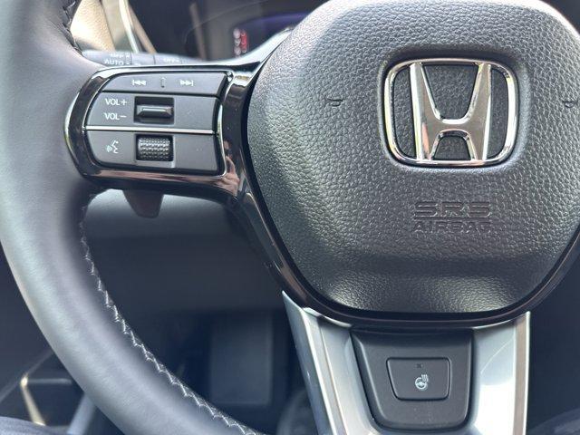 new 2025 Honda Pilot car, priced at $53,985