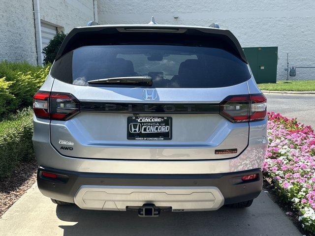 used 2025 Honda Pilot car, priced at $49,482
