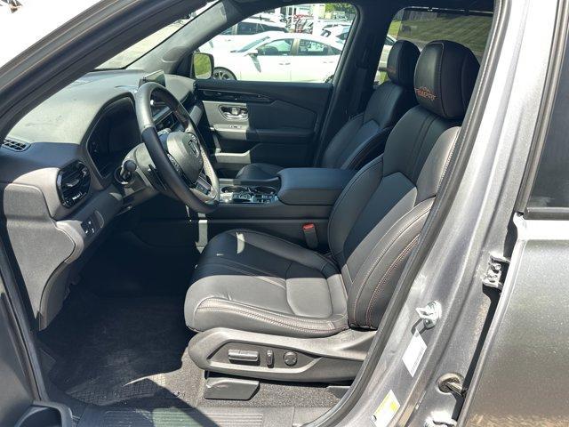 used 2025 Honda Pilot car, priced at $49,482