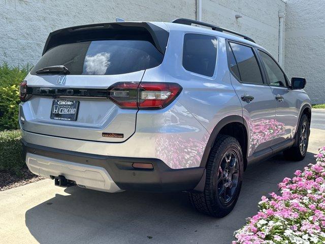 used 2025 Honda Pilot car, priced at $49,482