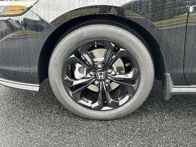 new 2025 Honda Accord car, priced at $31,005