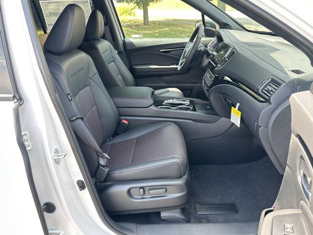 new 2025 Honda Ridgeline car, priced at $48,355