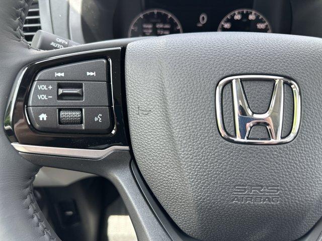 new 2025 Honda Odyssey car, priced at $42,125