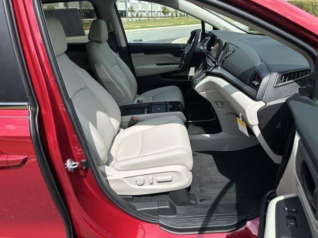new 2025 Honda Odyssey car, priced at $42,125
