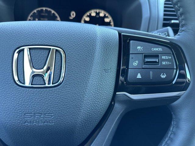 new 2025 Honda Odyssey car, priced at $52,275